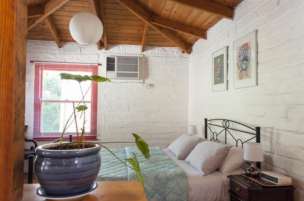 Trevalia Accommodation Penwortham 외부 사진