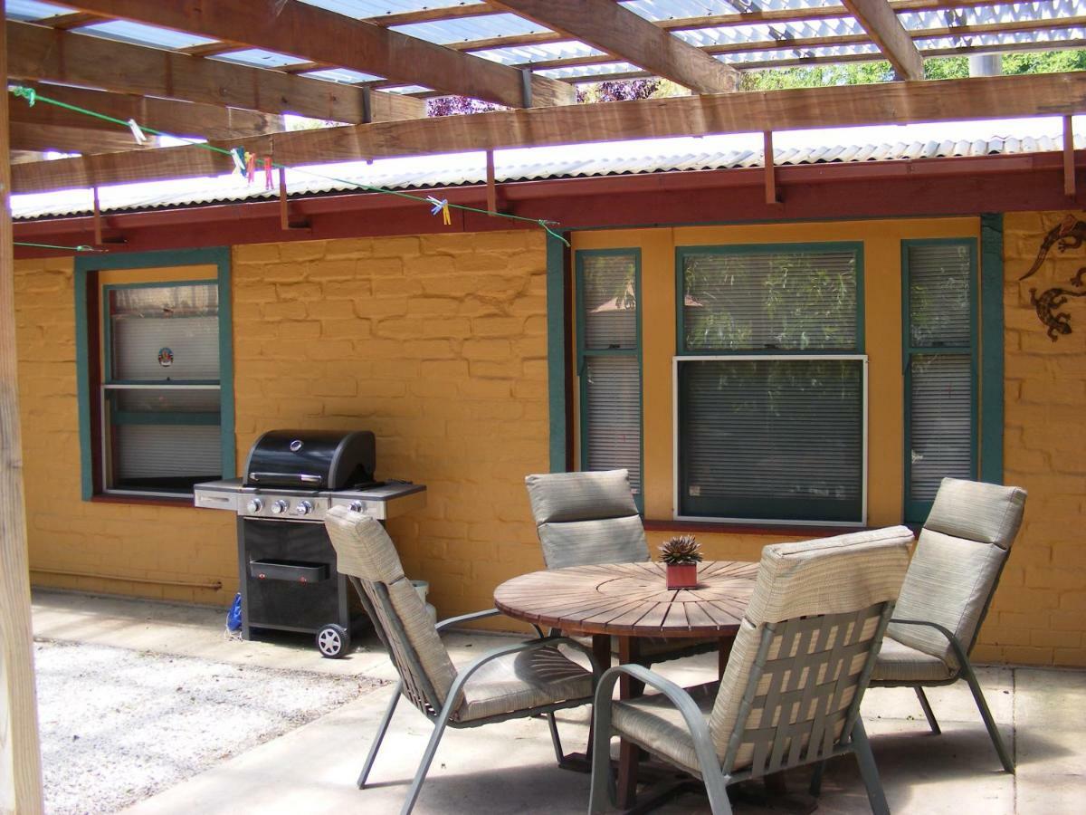 Trevalia Accommodation Penwortham 외부 사진