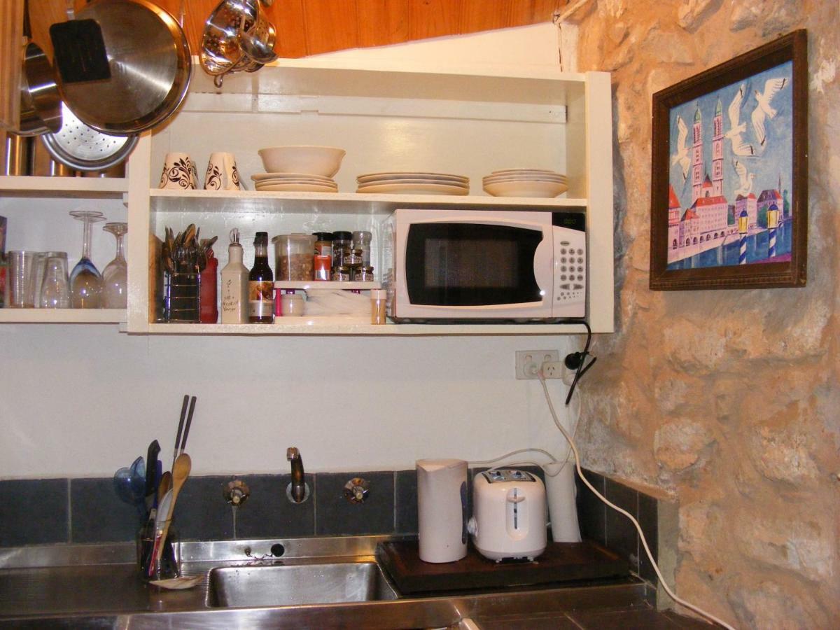 Trevalia Accommodation Penwortham 외부 사진